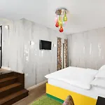 Hotel Maison Bistro & 4*