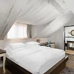 Hotel Maison Bistro & 4*