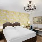 Maison Bistro & Hotel 4*