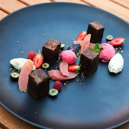 Maison Bistro & Budapest