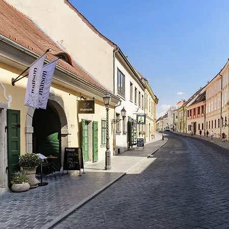 Maison Bistro & 4* Budapest