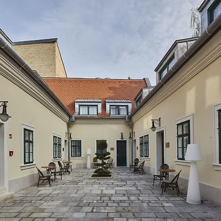 Maison Bistro & Budapest