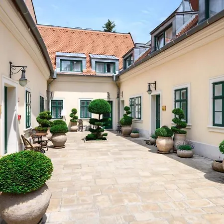 Hotel Maison Bistro &