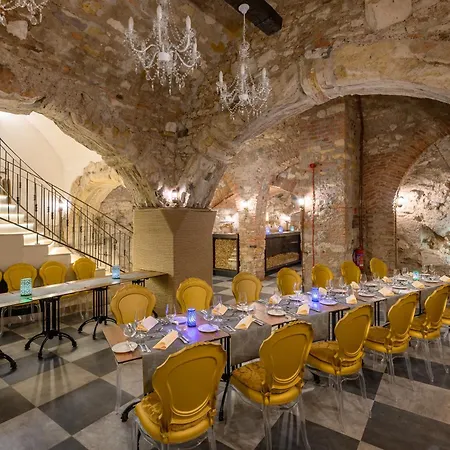 Hotel Maison Bistro &