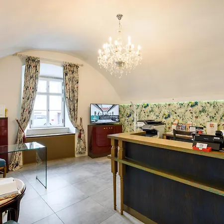 Maison Bistro & Budapest