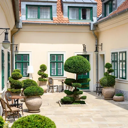 Maison Bistro & فندق 4*