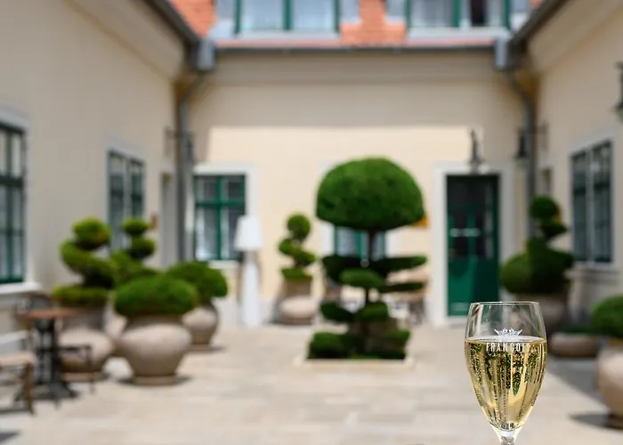 Maison Bistro & Boedapest