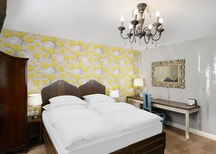 Maison Bistro & Hotel 4*