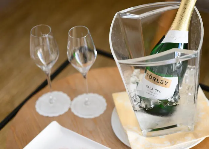 Maison Bistro & Отель Будапешт