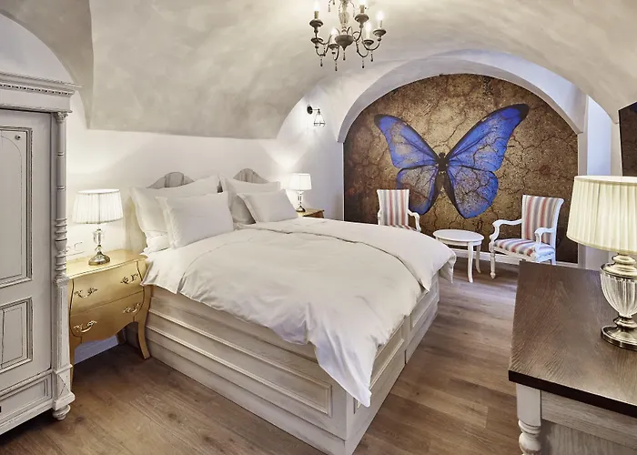 Отель Maison Bistro &