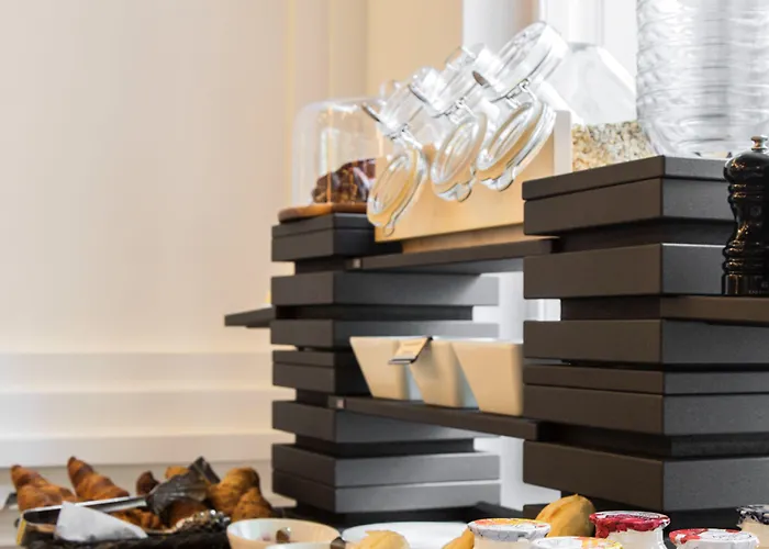 Maison Bistro & Hotel 4*