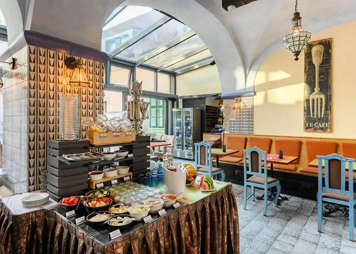 Maison Bistro & Boedapest