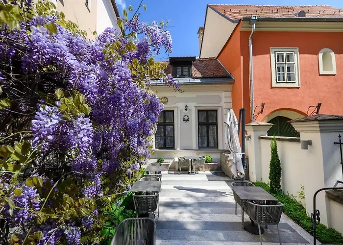 Maison Bistro & 4* Boedapest