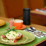 فندق Maison Bistro &