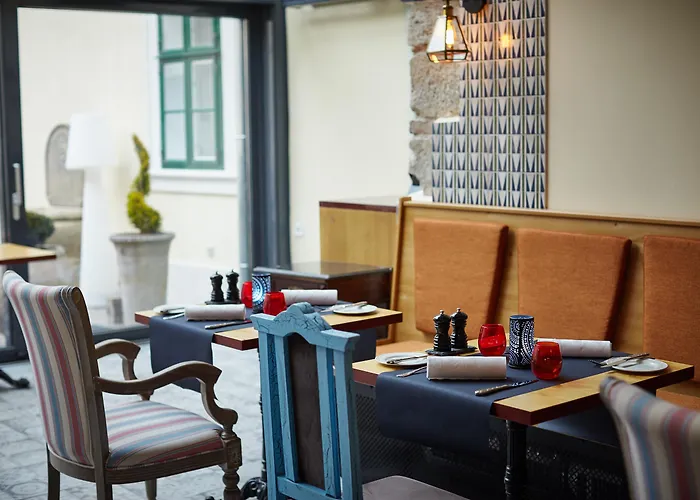 Maison Bistro & 4* בודפשט