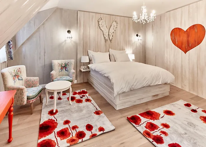 Maison Bistro & מלון